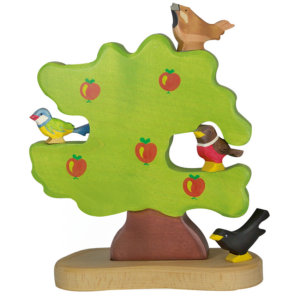 Vögel im Apfelbaum